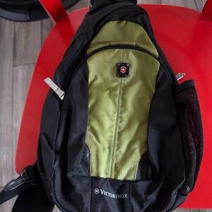 Victorinox Tear Drop Mono Sling